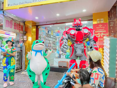 Robot Nhảy Vui Nhộn 90 phút